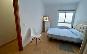 Great And Cozy Room In The Center Of Puerto Del Rosario
